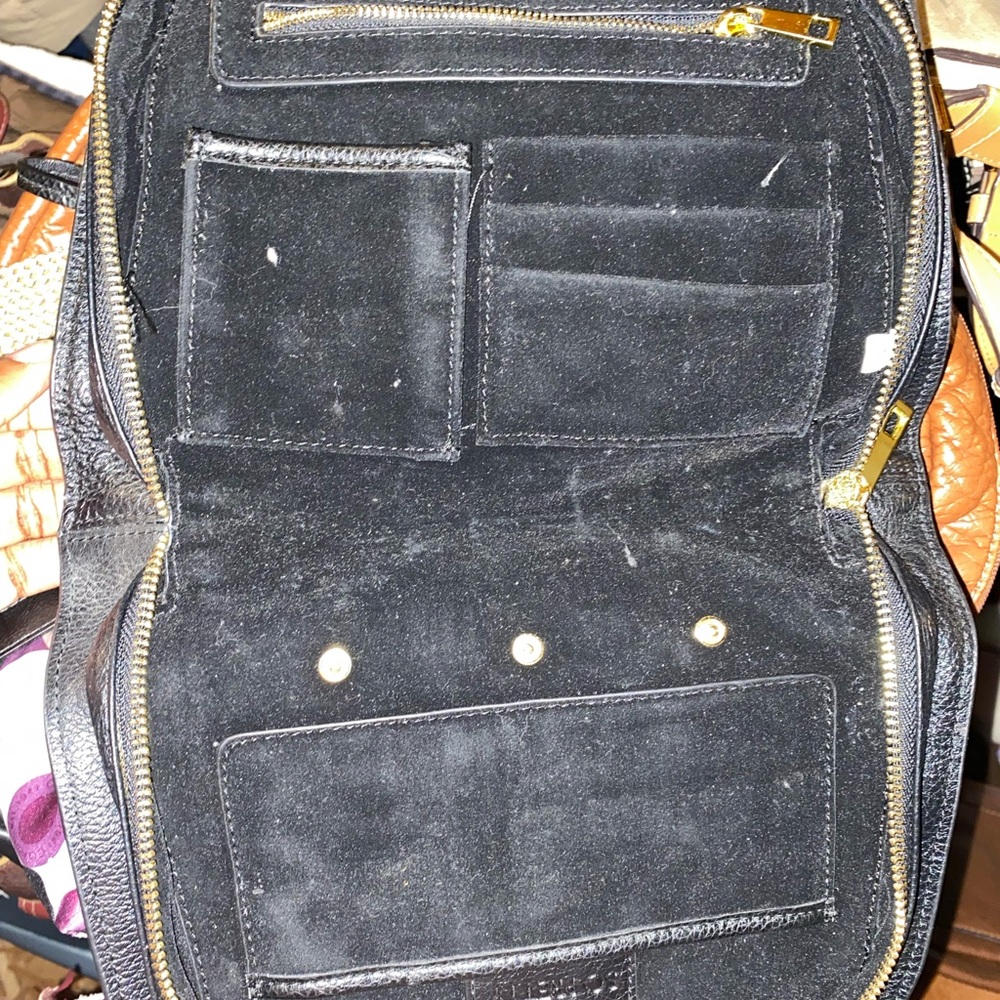 Purse - Picture 2 of 7